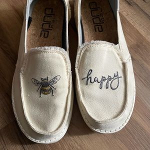 Hey Dude Womens Bee Happy Shoes 